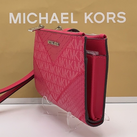 Michael Kors Large Double Zip Wristlet 
Smartphone Case Wallet Electric Pink - Picture 10 of 13